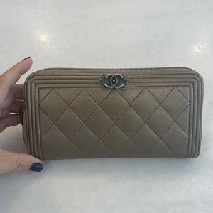 Chanel zip wallet